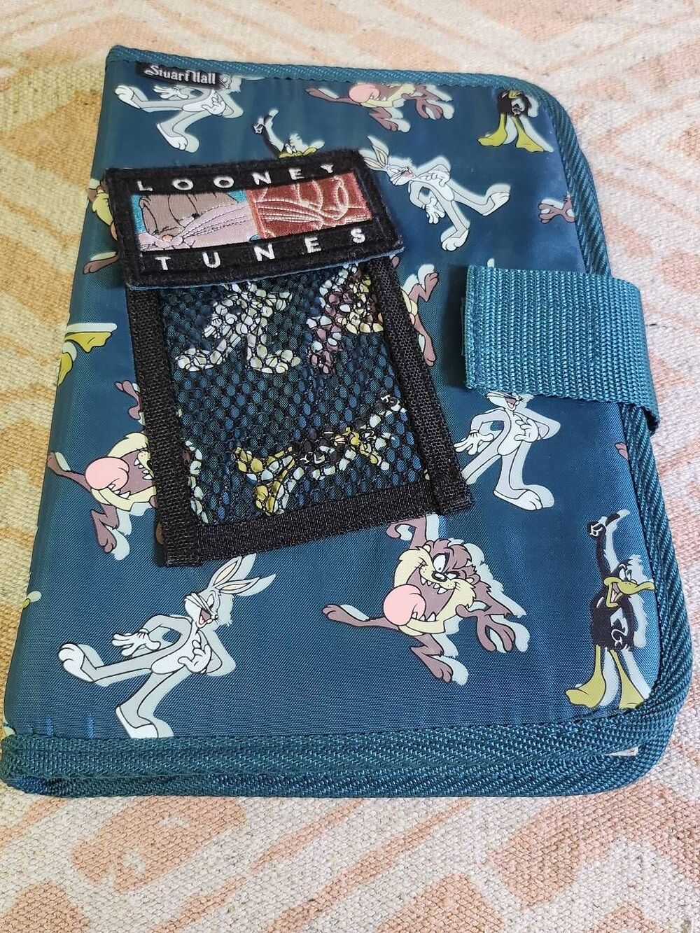 Vtg Looney Tunes 3 Ring Binder Green Bugs Bunny Taz Daffy 1998 #A53